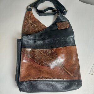 Atelier V Cuir Damier black and brown leather shoulder/crossbody leaf design bag